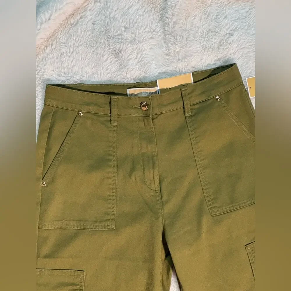 NWT Michael Kors Cargo Pants Size  8.